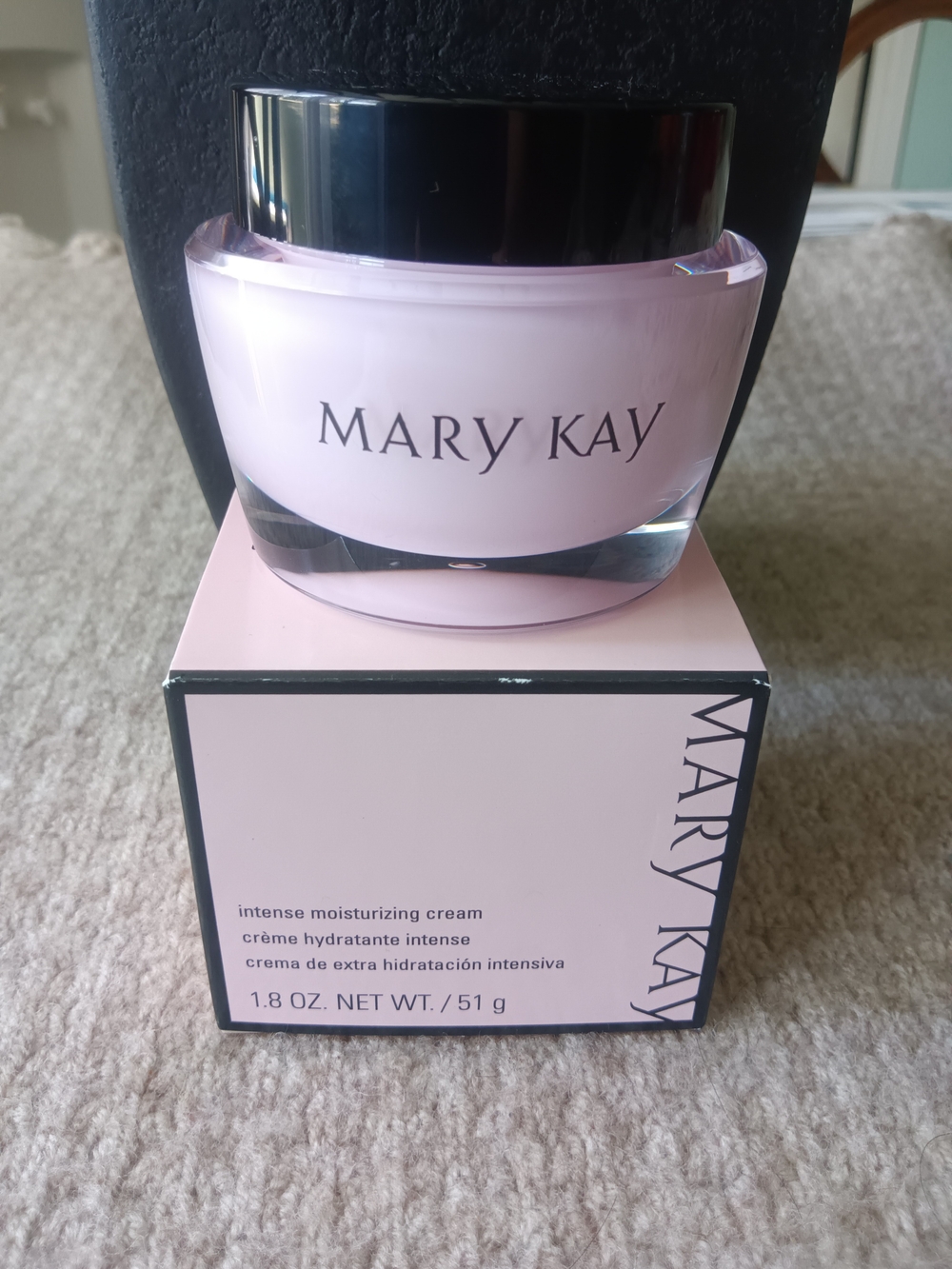 Mary Kay Intense Moisturizing Cream - Pale Pink Jar
